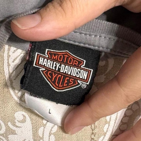 Harley Davidson Women's Gray Grand Turk Rhinestone Graphic T-Shirt Size L - Picture 6 of 7